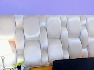 Emma-Houston Porn Show