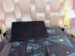 Emma-Houston Porn Show