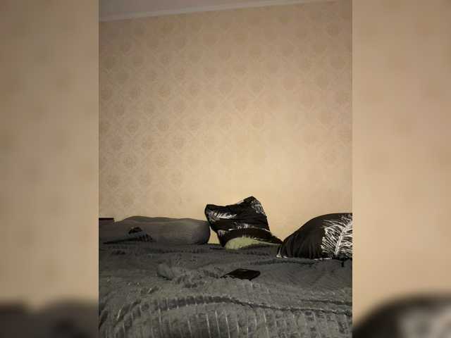 Dimka11-11 live cam on BongaCams