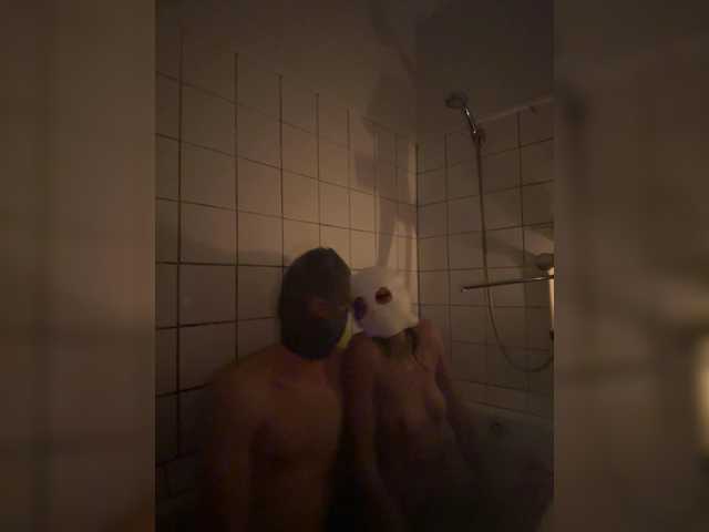 Dimka11-11 live cam on BongaCams