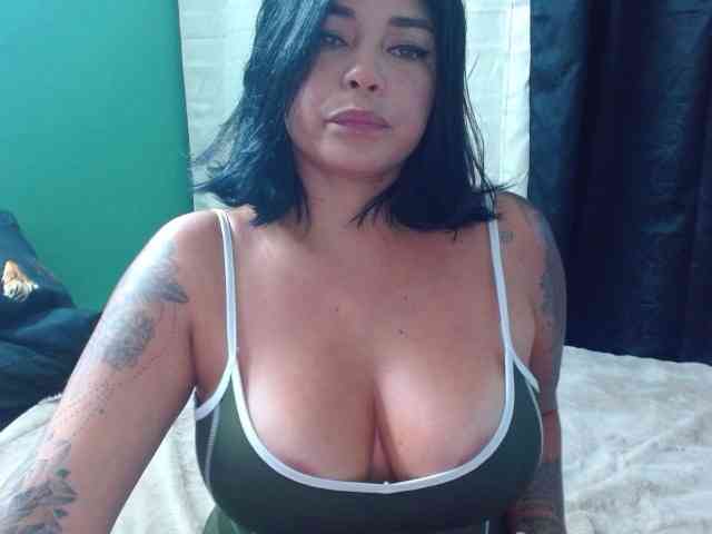 Vivianacruz webcam