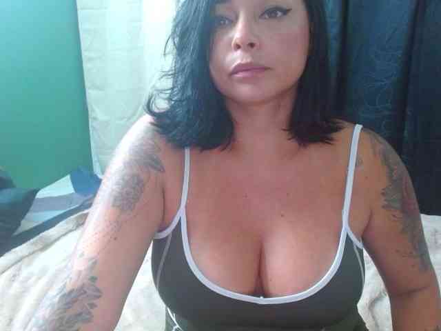 Vivianacruz webcam