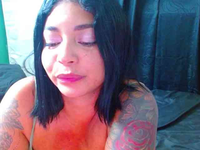 Vivianacruz webcam