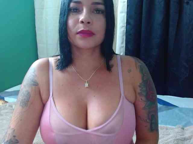 Vivianacruz webcam
