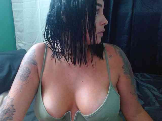 Vivianacruz webcam