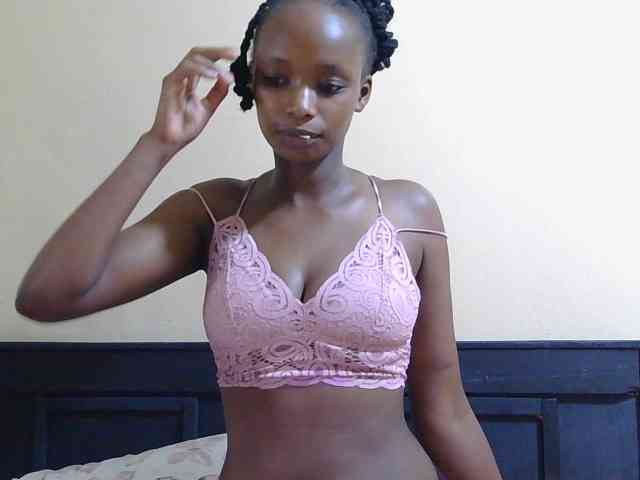 Naughtylittlemissy webcam
