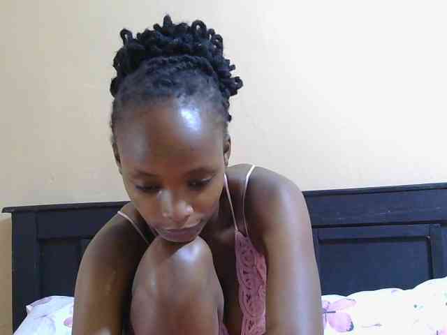 Naughtylittlemissy webcam
