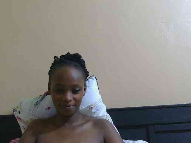 Naughtylittlemissy webcam