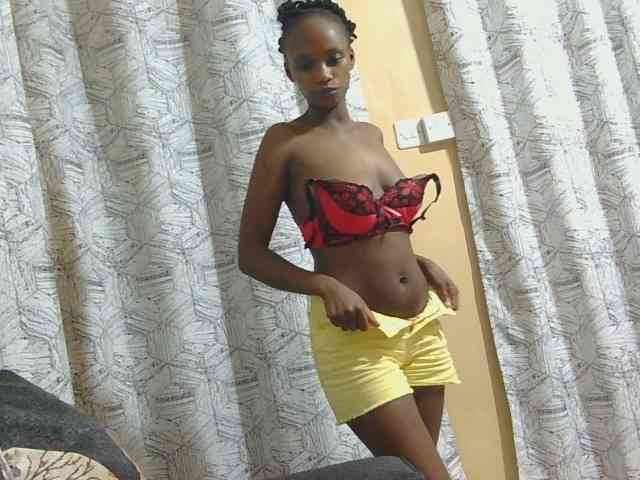Naughtylittlemissy webcam