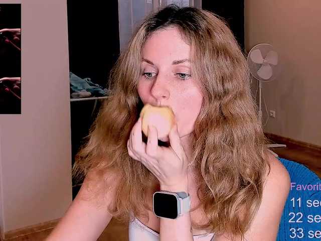 KiraSigmaMeow live cam on BongaCams