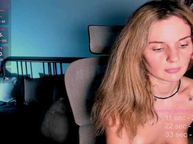 KiraSigmaMeow live cam on BongaCams