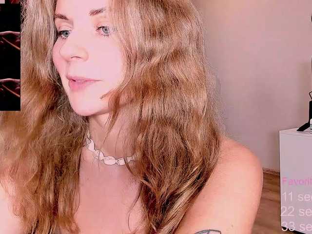 KiraSigmaMeow live cam on BongaCams