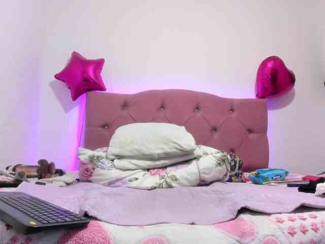 sweetmelina webcam