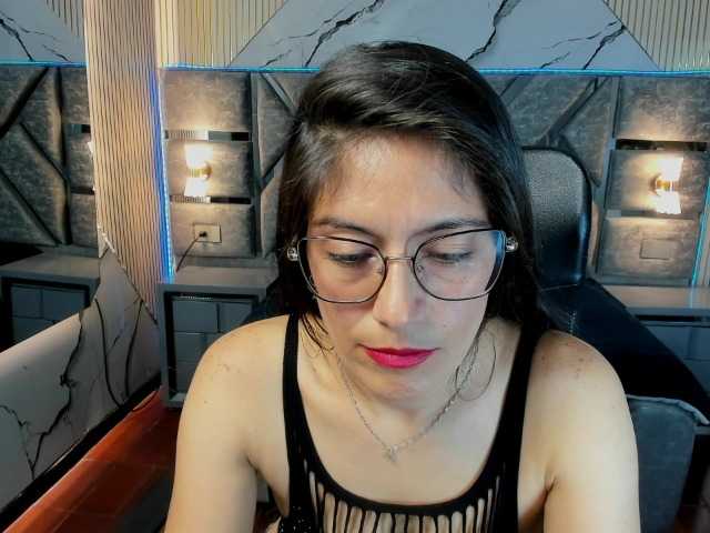 Sara69- live cam on BongaCams