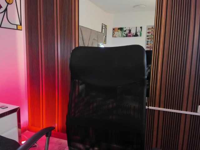Sara69- live cam on BongaCams