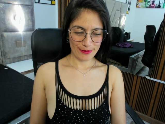 Sara69- live cam on BongaCams