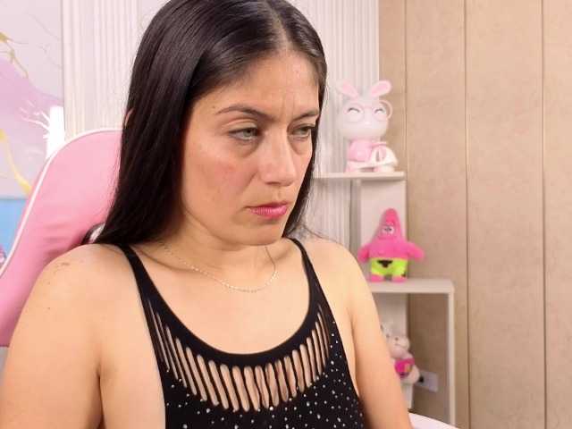 Sara69- live cam on BongaCams