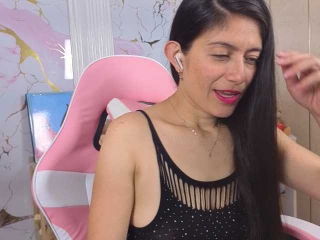 Sara69- live cam on BongaCams