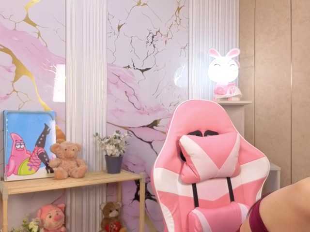 Sara69- live cam on BongaCams