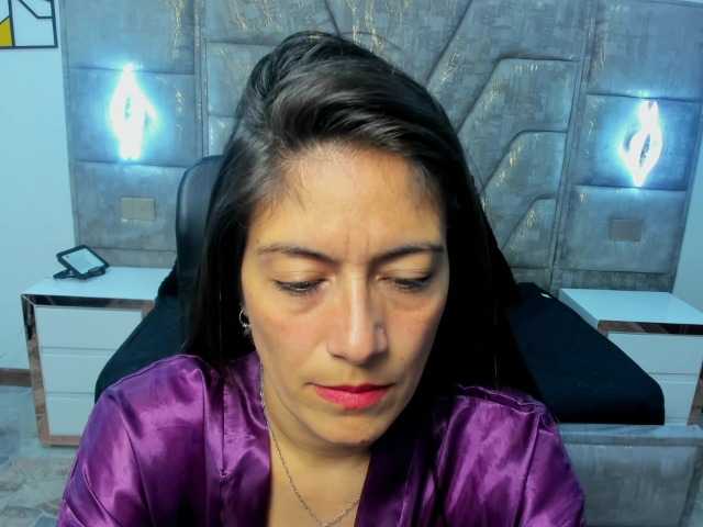 Sara69- live cam on BongaCams