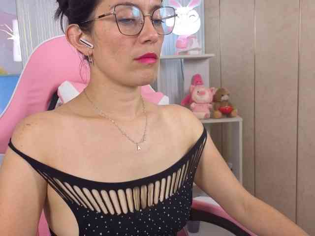 Sara69- webcam