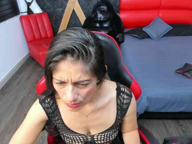 Sara69- webcam