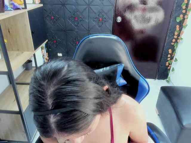 Sara69- webcam