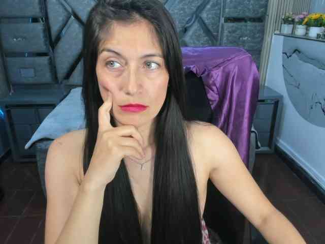 Sara69- webcam