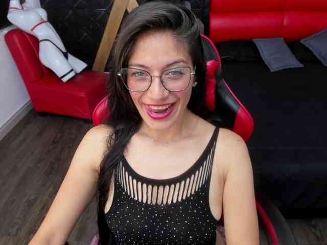Sara69- webcam