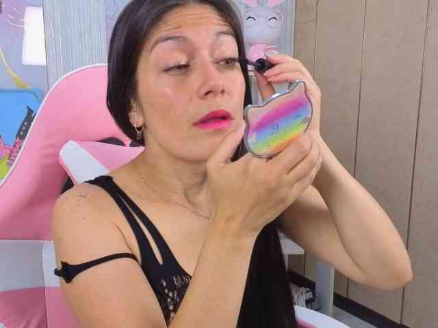 Sara69- webcam