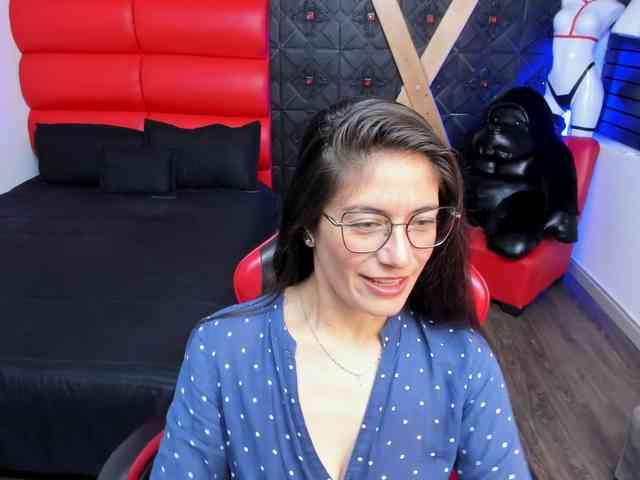 Sara69- webcam