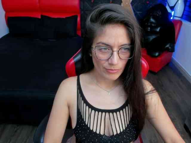 Sara69- webcam