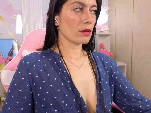 Sara69- webcam
