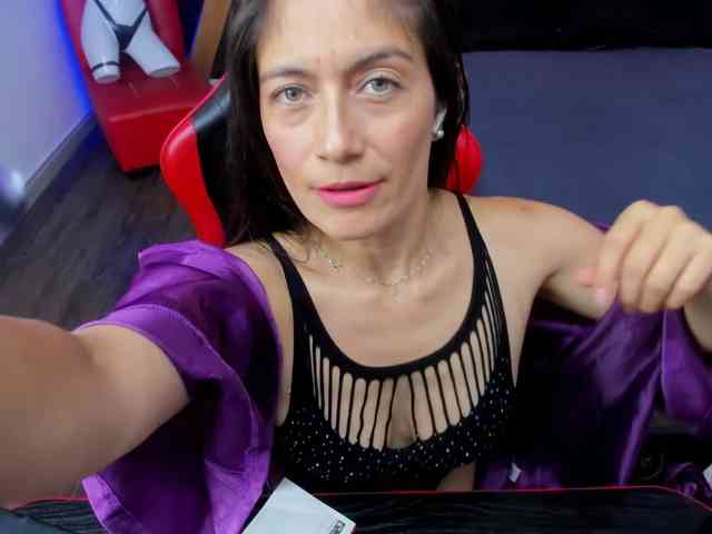 Sara69- webcam