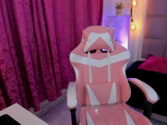 Sara69- webcam