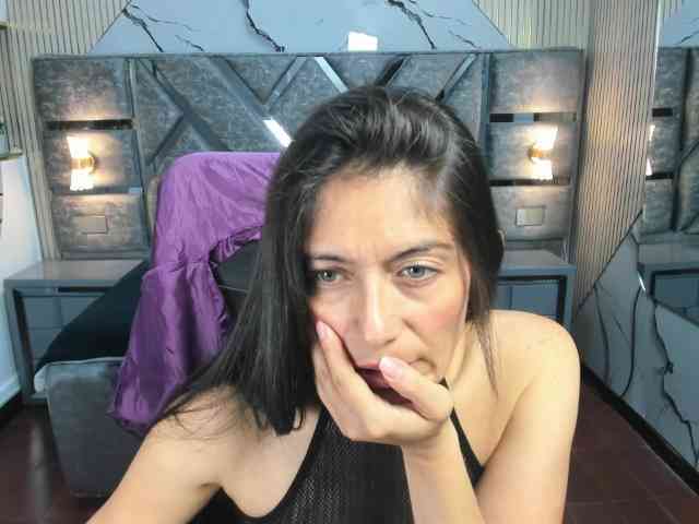 Sara69- webcam