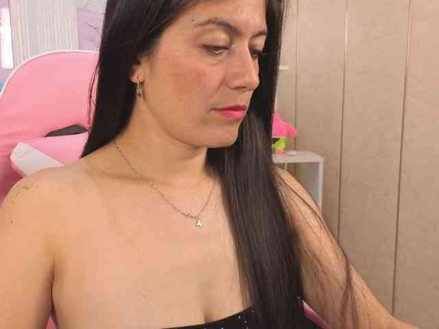 Sara69- webcam