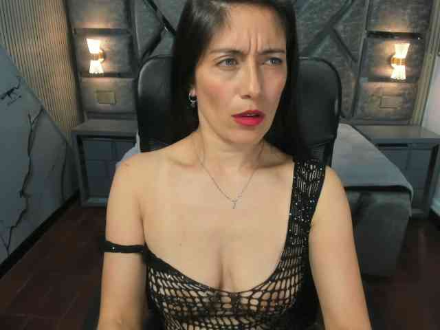 Sara69- webcam