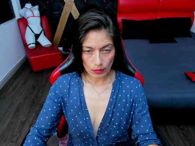 Sara69- webcam