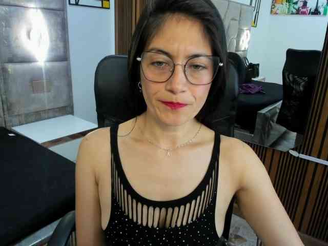 Sara69- webcam