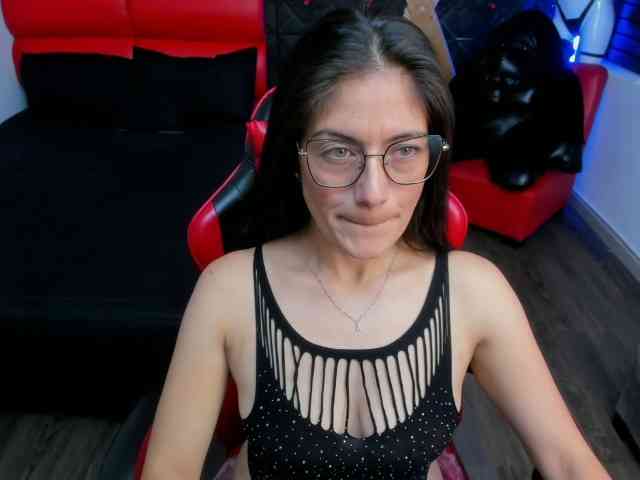 Sara69- webcam