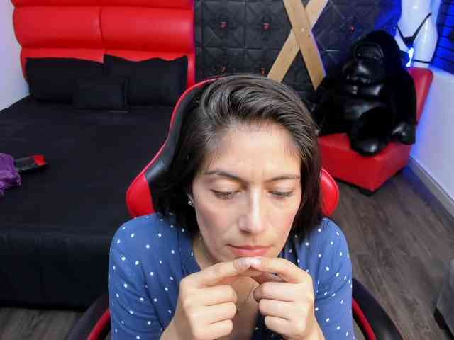 Sara69- webcam
