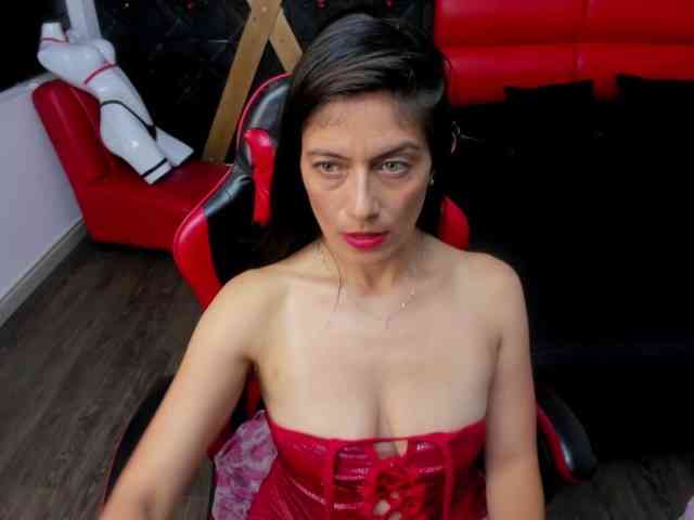 Sara69- webcam