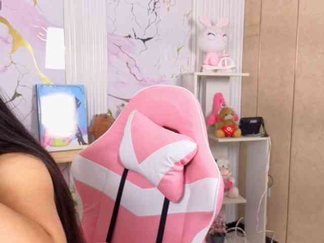 Sara69- webcam