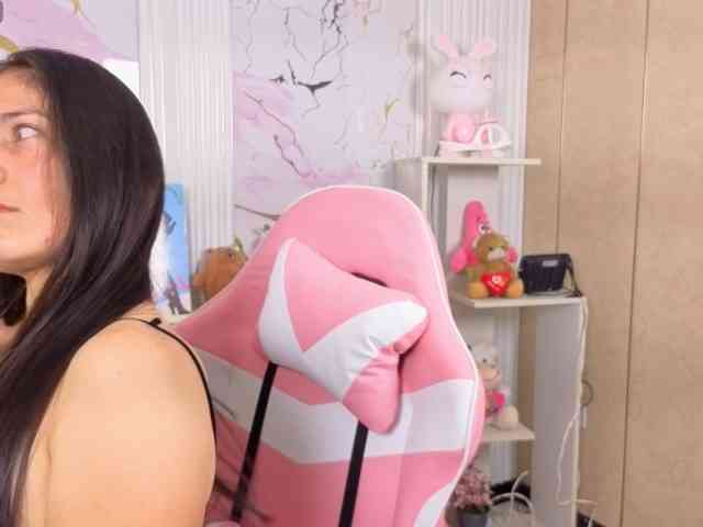 Sara69- webcam
