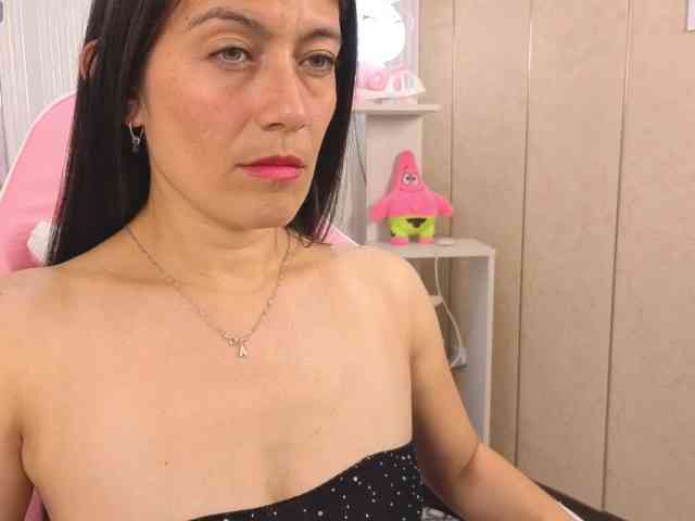 Sara69- webcam