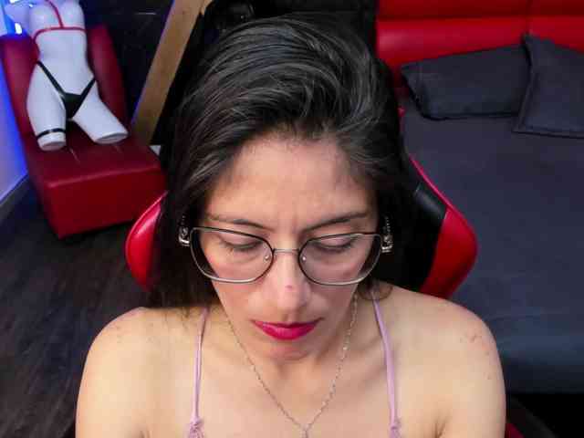 Sara69- webcam