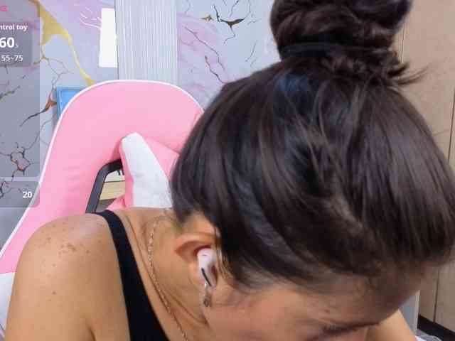 Sara69- webcam
