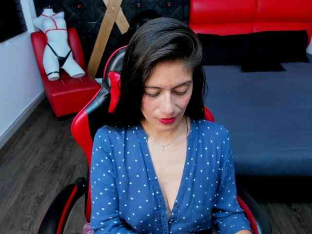 Sara69- webcam