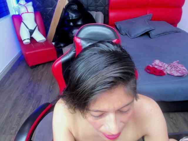 Sara69-